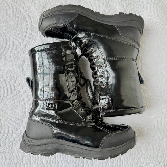 UGG Adirondack Boot Black Patent Waterproof Women’s 7 VGUC Winter - Picture 2 of 8